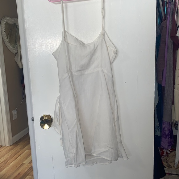 white mini dress with side tie - Picture 2 of 3